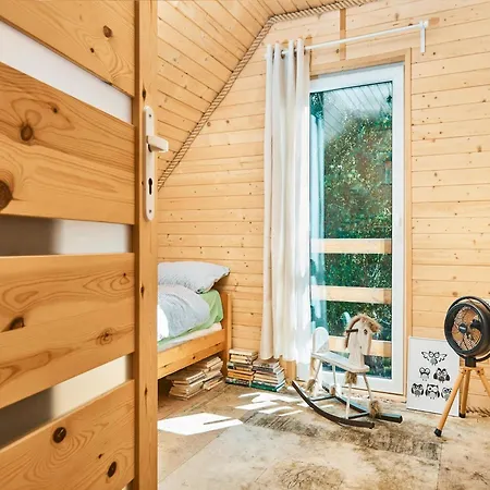 Near Baltic Sea, Cleaning Included Ferienhaus